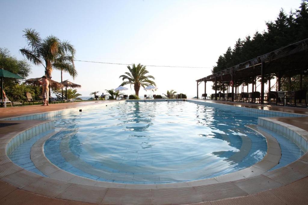 Iria Beach Экстерьер фото